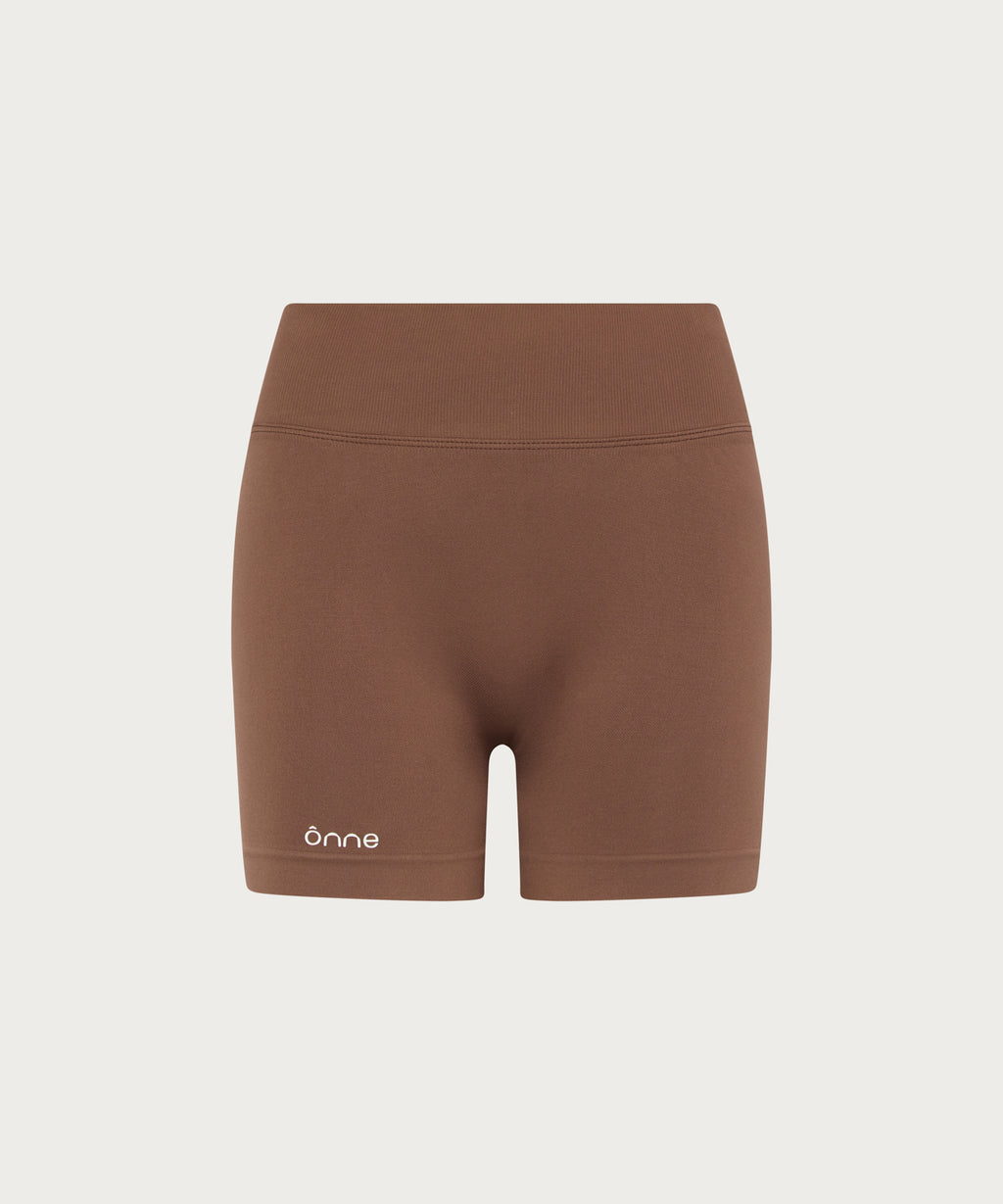 Aeris Short in Dark Brown, ÔNNE activewear