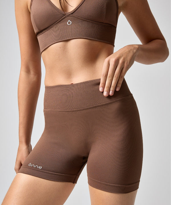 Aeris Short in Brown, ÔNNE activewear