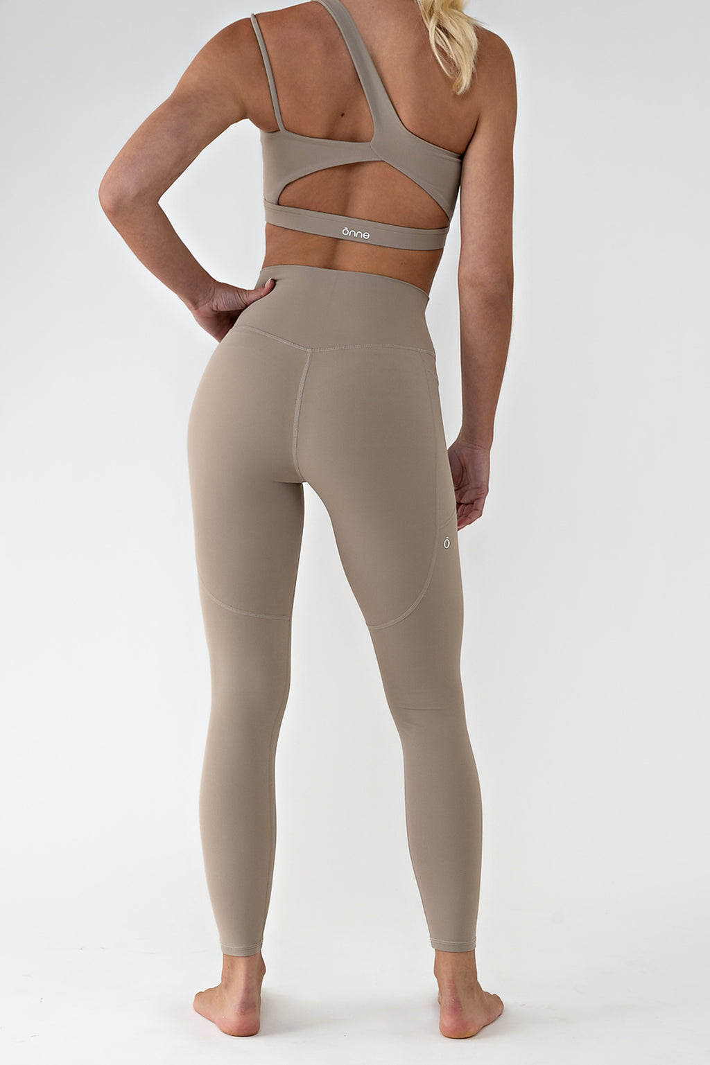 Bark Leggings in Sand Brown, ÔNNE activewear