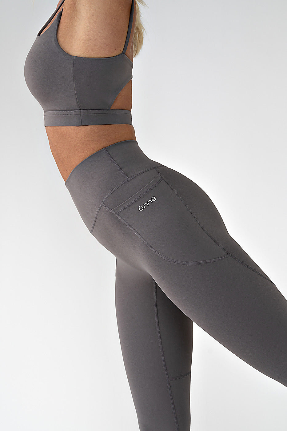 Bark Leggings in Ultimate Gray, ÔNNE activewear