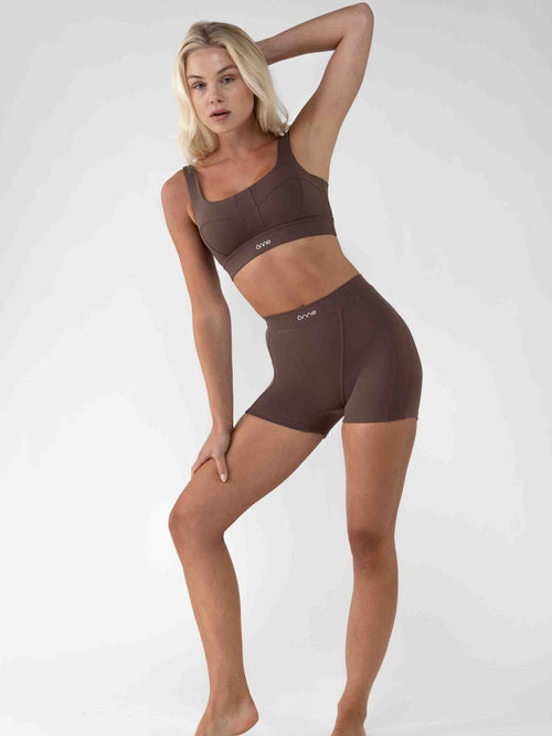Cinder Shorts in Dark Brown, ÔNNE activewear