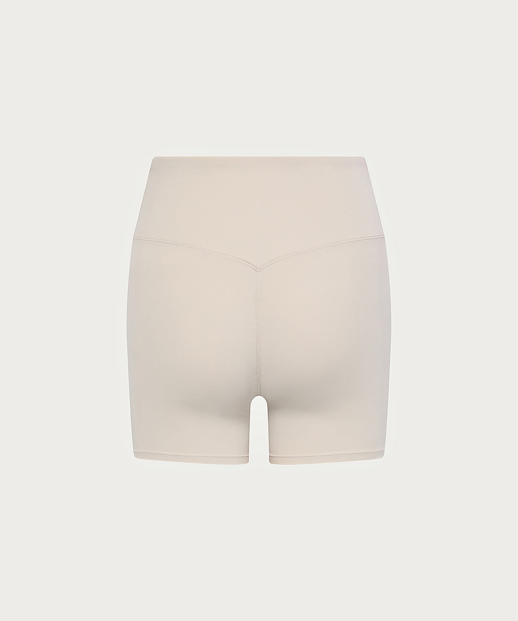 Marlo Shorts in Light Khaki, ÔNNE activewear