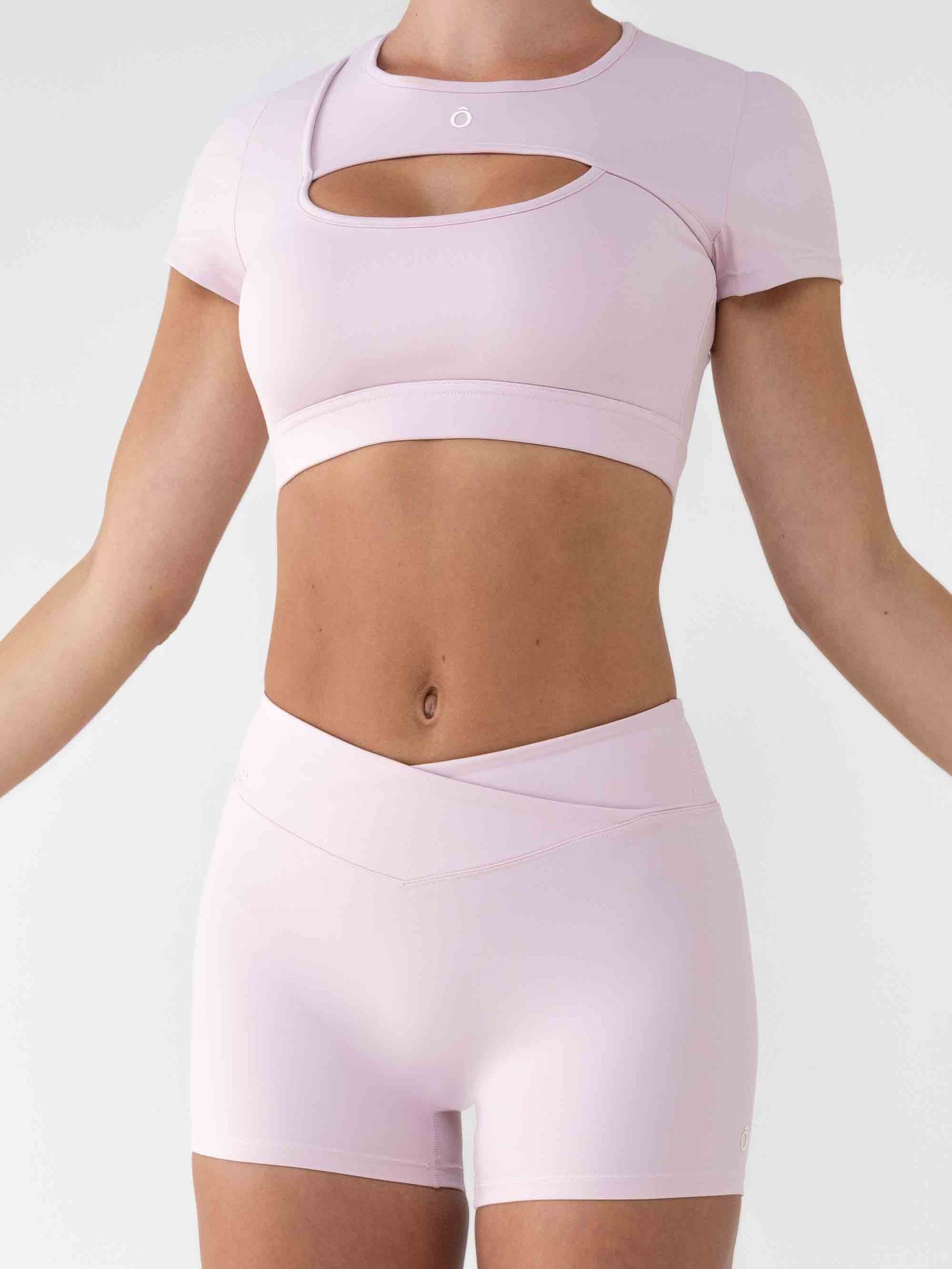 Race Shorts in Peach Pink, ÔNNE activewear