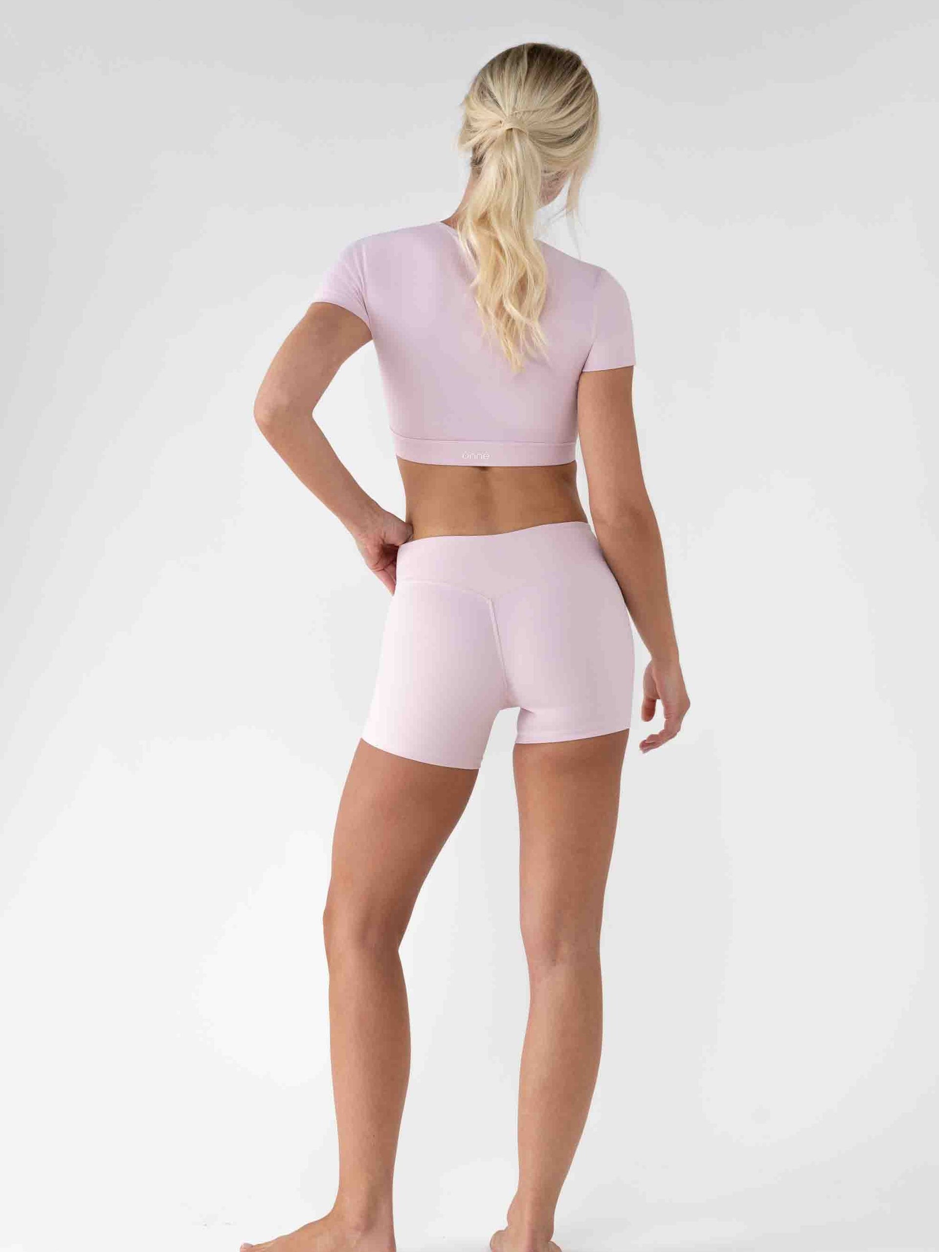 Muse Top in Peach Pink, ÔNNE activewear