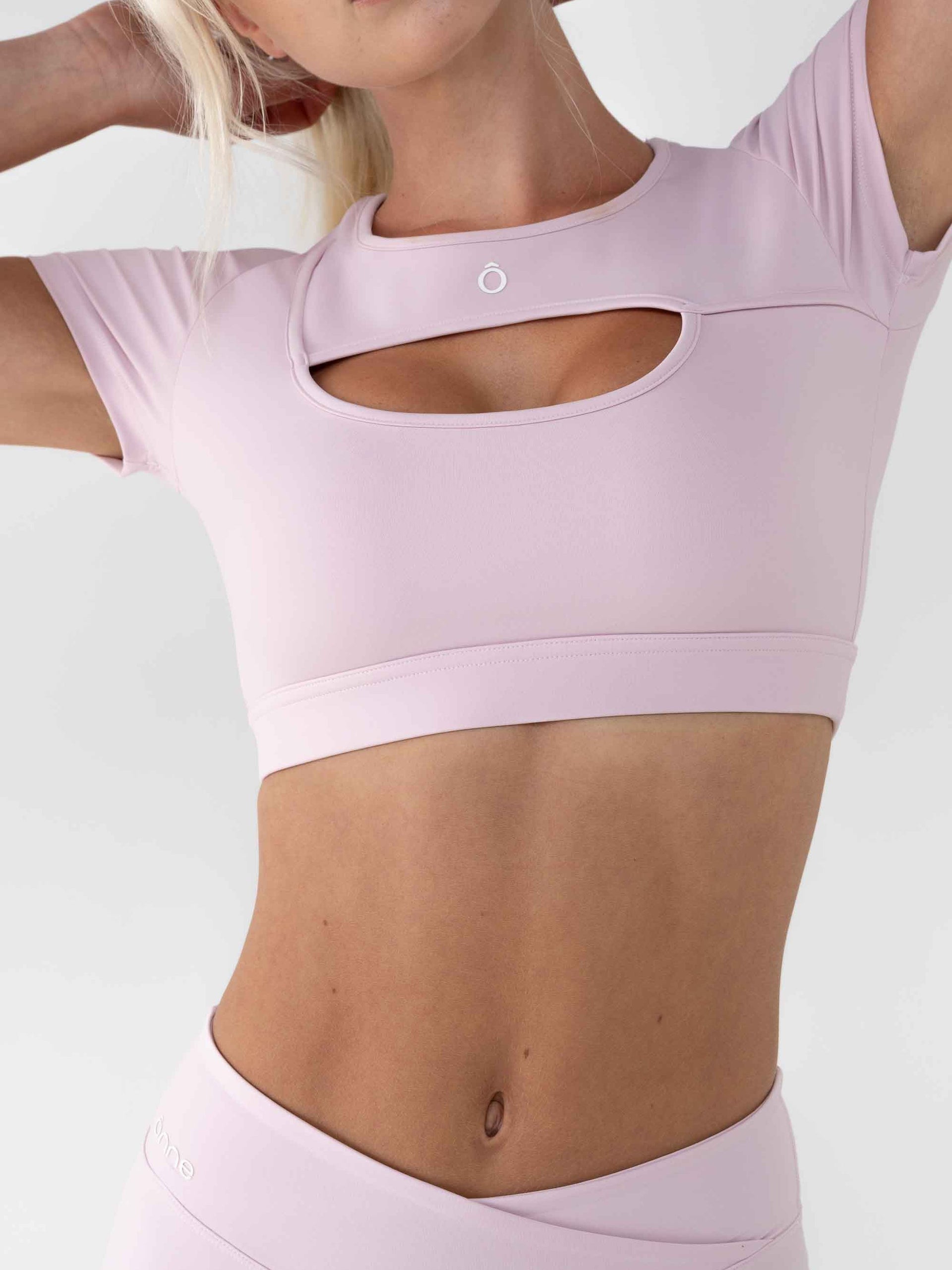 Muse Top in Peach Pink, ÔNNE activewear