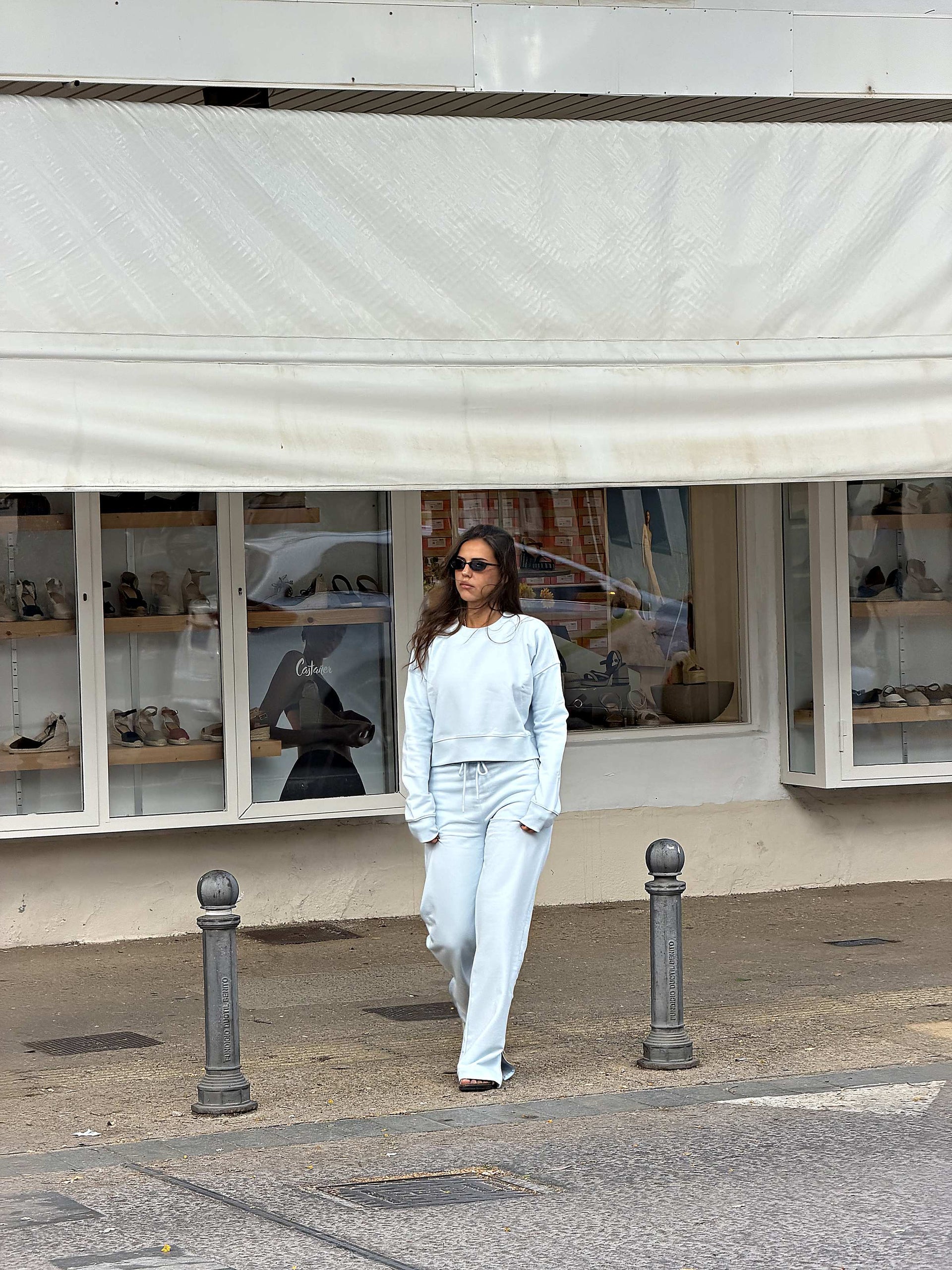 Nika Hoodie Crop in Water Blue, ÔNNE activewear