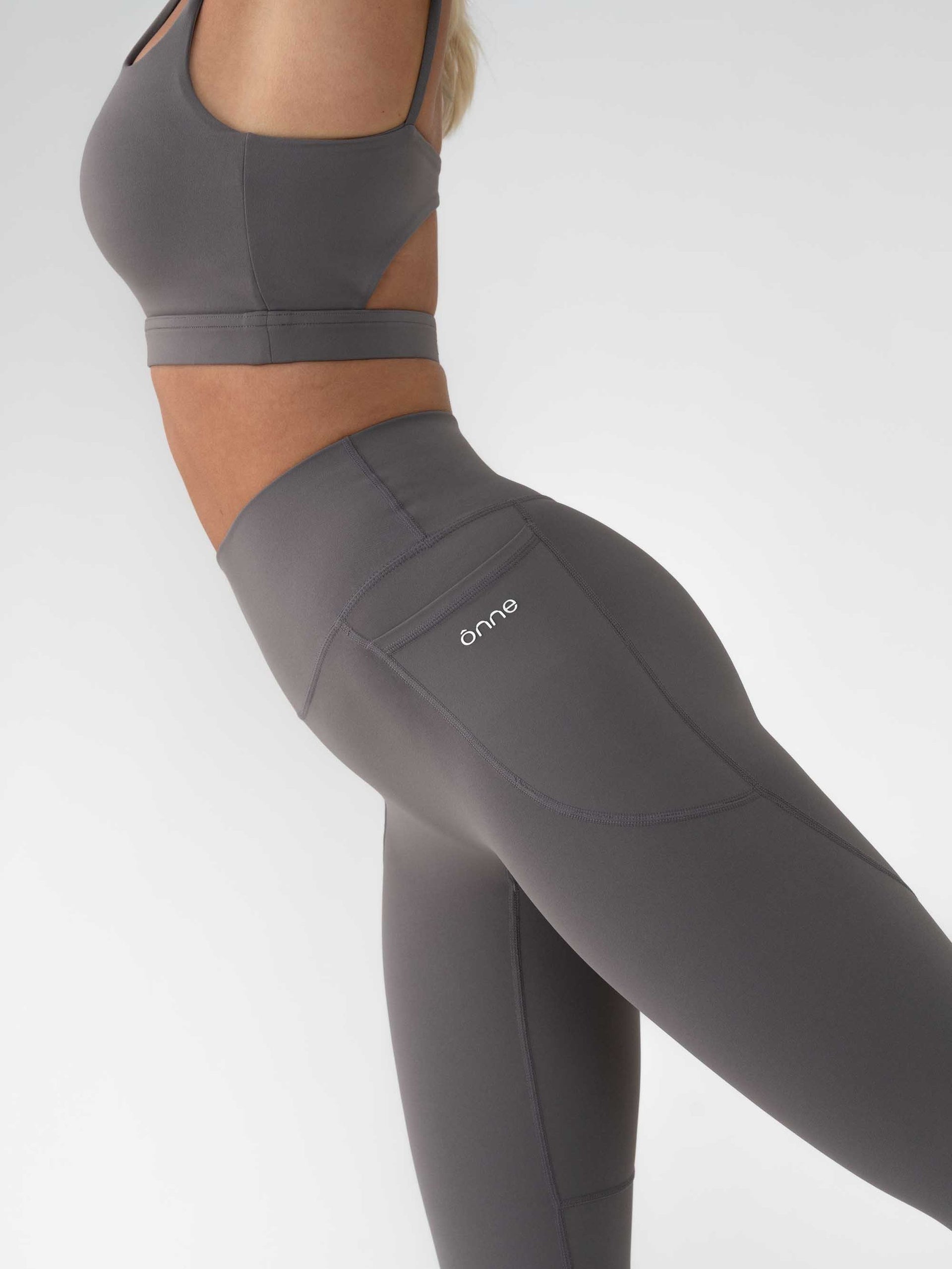 Bark Leggins in Ultimate Gray, ÔNNE activewear