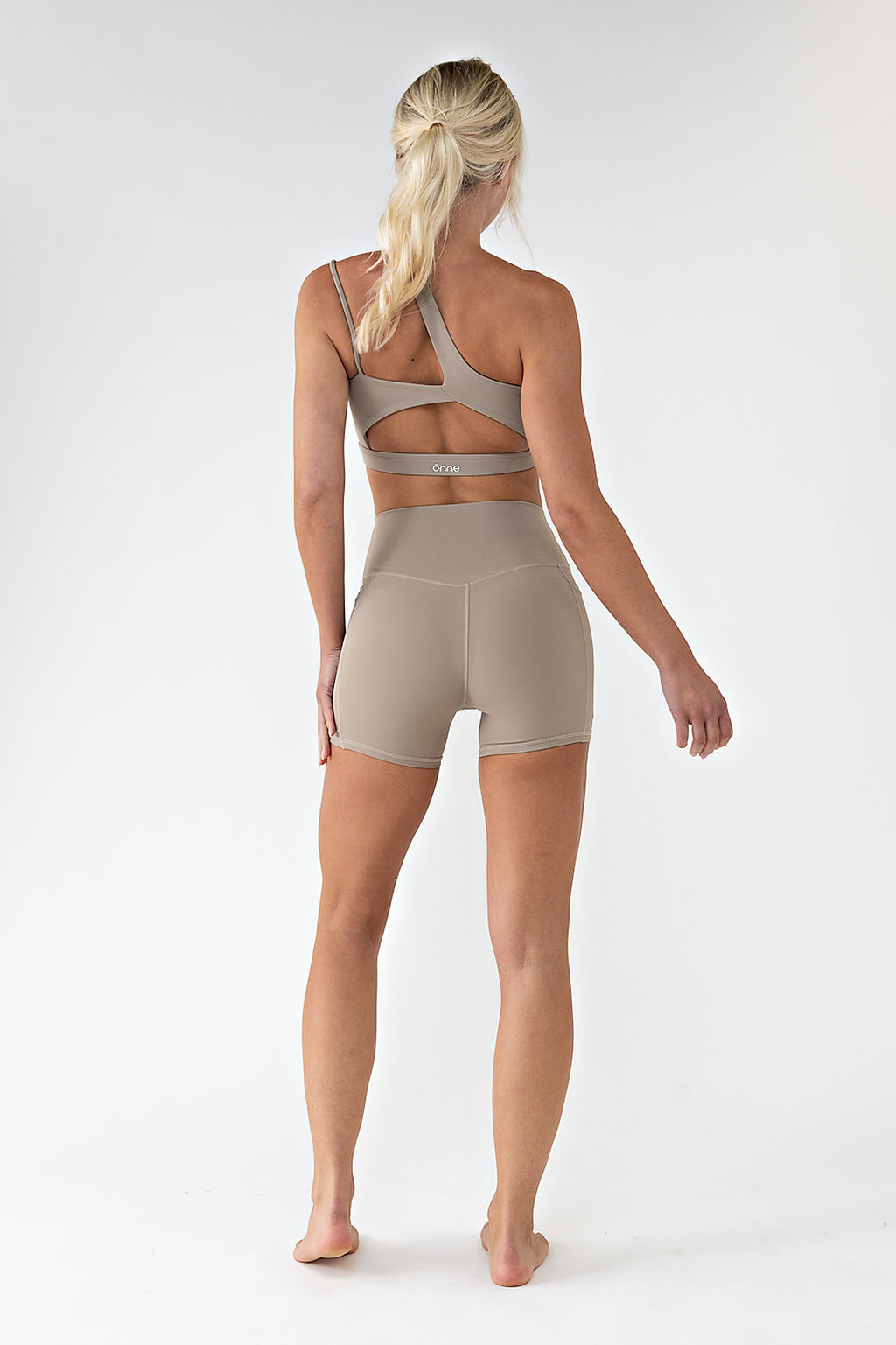 Nora Top in Sand Brown, ÔNNE activewear