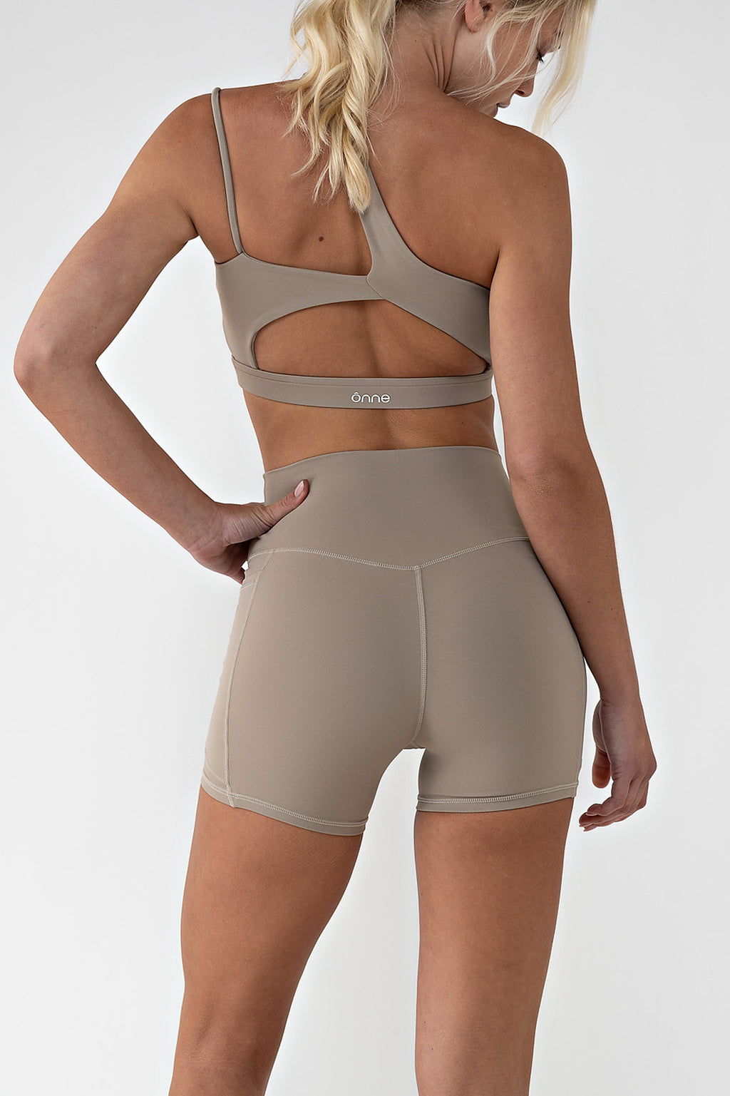Nora Top in Sand Brown, ÔNNE activewear