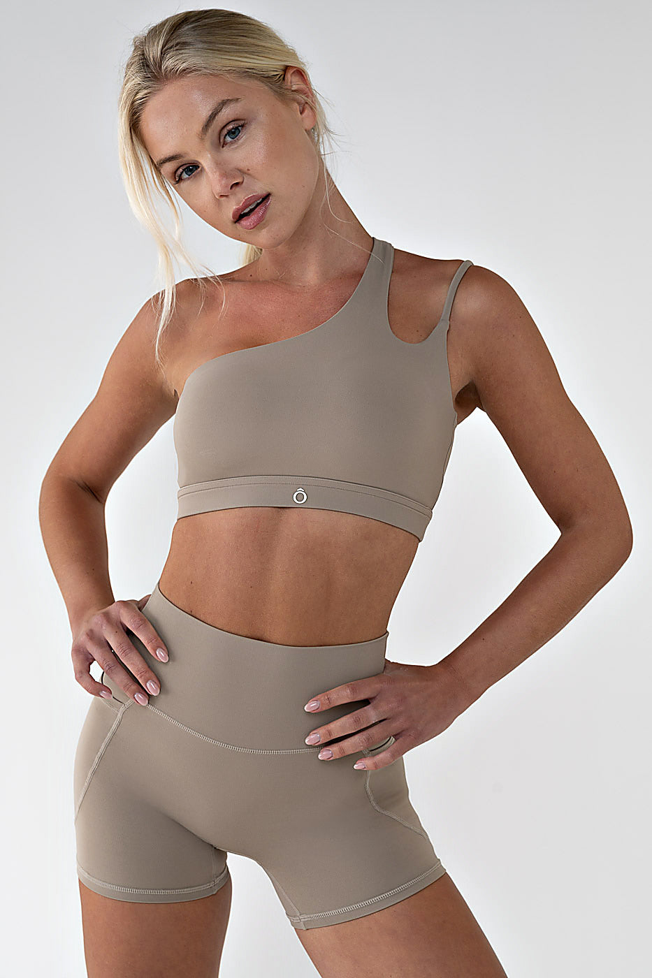 Nora Top in Sand Brown, ÔNNE activewear