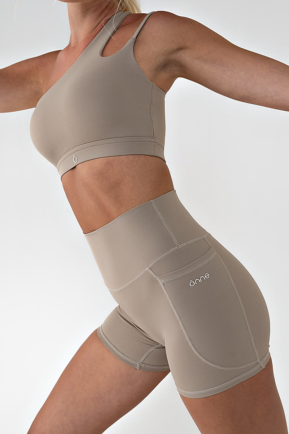 Nora Top in Sand Brown, ÔNNE activewear