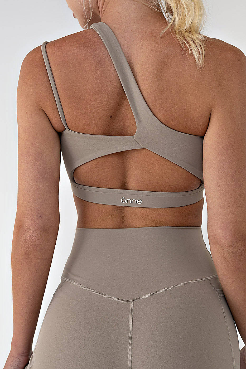 Nora Top in Sand Brown, ÔNNE activewear