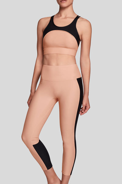 Nude Black