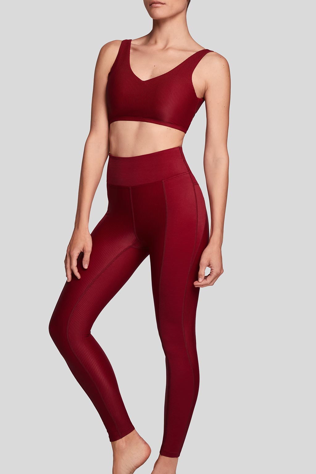 Zoe Leggings in Wine, front view, ÔNNE activewear